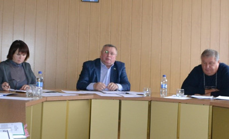Рівень зарплати медиків і освітян Покровського району - серед найвищих в області