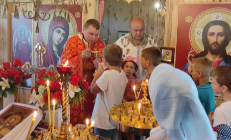 Запах меду та стиглих яблук: у Старокостянтинові відзначили Медовий Спас