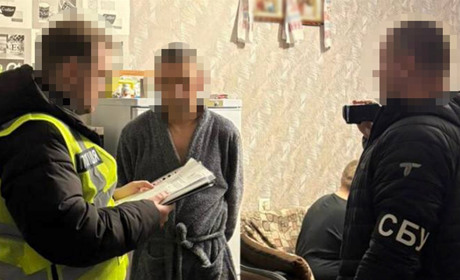 На Житомирщині заблокували наркоканал до колонії: інспектор проносив метадон і амфетамін за гроші