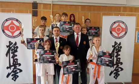Шість абсолютних чемпіонів України: тріумф каратистів з Великобудищанської та Краснолуцької громад
