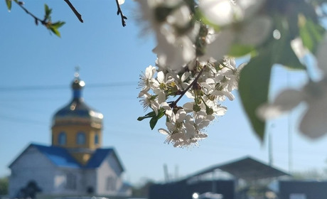 Квітневий календар релігійних свят: чому Великдень у 2026 має дві дати та які ще є свята