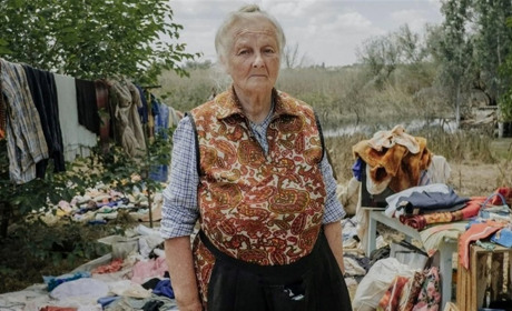 Херсонка, яка стала героїнею переможного фото британського фотографа, померла після тривалої хвороби