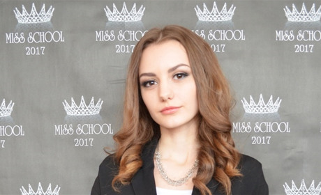 За титул «Мiss School-2019» поборються 14 корюківчанок. А відкриватиме конкурс дефіле юнаків