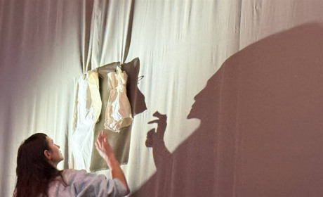 Огорнуті пам’яттю: у Первомайську відбувся перформанс «Захищені» Галини Андрусенко