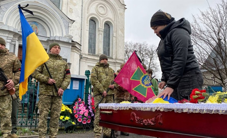 У Глухові попрощалися з прикордонником Олександром Шкурко, який загинув на Сумщині