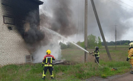 У Сарненській громаді загорілася трансформаторна підстанція