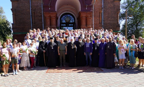 Митрополит Київський і всієї України Епіфаній завітав до Тростянця з нагоди Дня міста: про візит