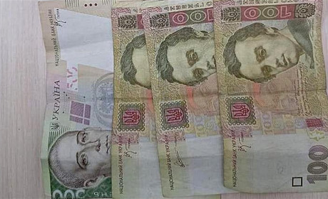 На адмінмежі з Кримом знову намагались дати хабаря українським прикордонникам