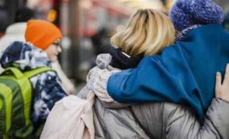 Все менше українських біженців планують повертатись додому