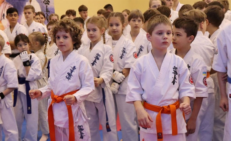 "Звягельські дзвони" зібрали понад 600 каратистів з семи областей