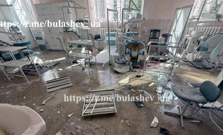 Росіяни пошкодили лікарню в Кременчуцькому районі