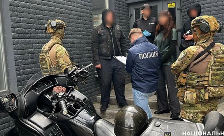 На Хмельниччині затримали організатора переправлення ухилянтів за кордон
