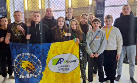 Клуб «Барс» здобув десять медалей на турнірі з ММА у Києві