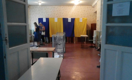 У 184-му окрузі перемогли Ігор Колихаєв і «Слуга народу»