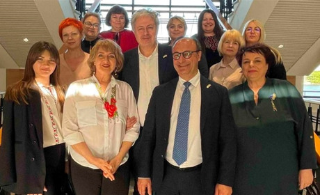 Освітяни Нової Каховки училися в Києві впроваджувати штучний інтелект у STEM-освіту