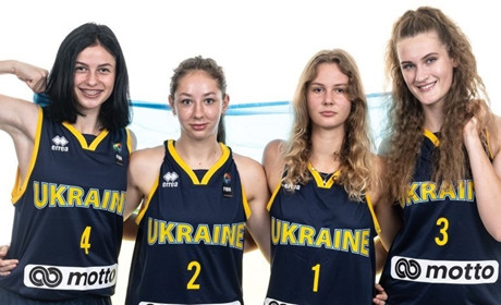 На чемпіонаті світу з баскетболу дівчата збірної України травмувалися, але майданчик не покинули