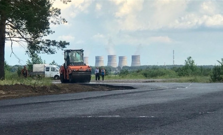 Дорога на Біле озеро попри анонсований ремонт залишається у жахливому стані
