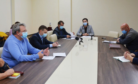 У Покровську обговорюють шляхи вирішення питання дефіциту медичних кадрів