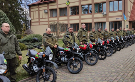 Кращим працівникам лісової охорони Сарненщини вручили мотоцикли
