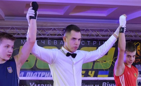 172 тисячі гривень для ЗСУ: в Умані провели благодійну матчеву зустріч з боксу