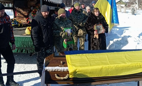 У Мені перепоховали захисника Романа Полоза, який загинув поблизу Вугледара