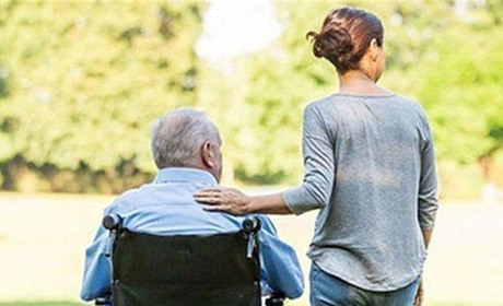 За яких умов українцям зарахують до стажу період, який вони не працювали