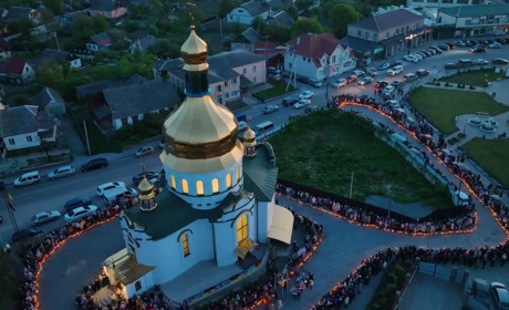 Великдень 2026 у Полонному: де і коли освятити паску — повний розклад