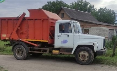 Спецтехніку віддав знайомим: у Новограді судитимуть начальника філії автодору