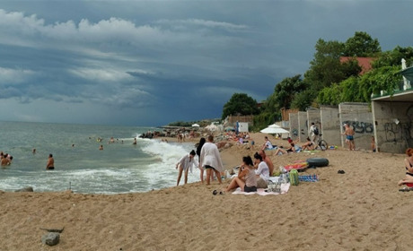 Щоб відпочиваючих не кошмарили: поїздка в Чорноморськ