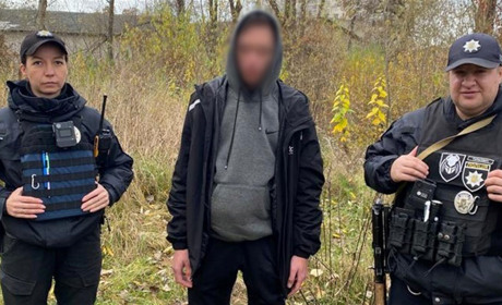 153 пакетики з наркотиками: на Чернігівщині затримали двох «закладчиків»