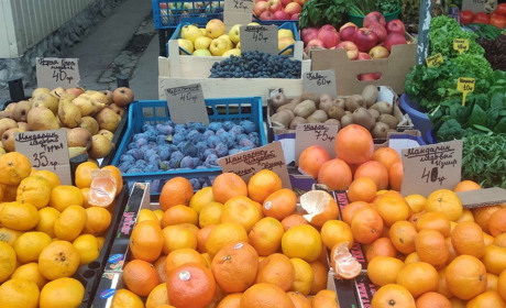 Южненський центральний ринок: цікавимося цінами на вітаміни