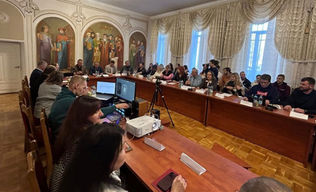 Про фінансову безпеку та розвиток громад йшлося на науково-практичному форумі в Острозі