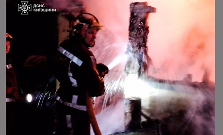 Пожежа на Ржищівщині: пошкоджено будівлю, постраждала людина