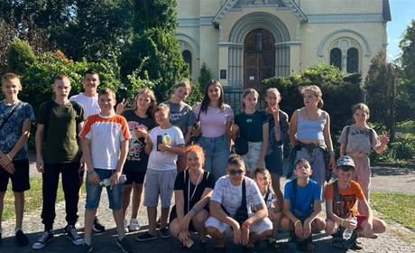 Допомога дітям війни: волонтери Фастівського костелу прийняли 43 дитини з Мирнограда