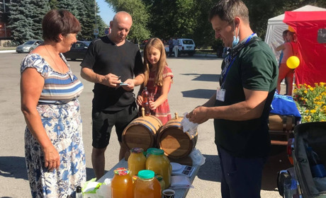 Медовий ярмарок до свята Спаса влаштували бджолярі Петропавлівщини