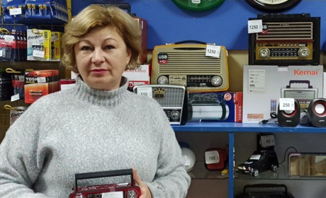 Як правильно підібрати ліхтарик: тонкощі пояснює фахівець смілянського магазину “Час Пік”