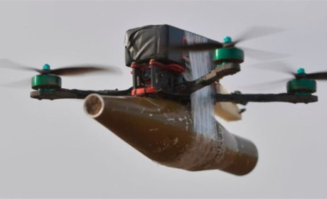 Окупанти зранку скинули вибухівку на двох жінок на Херсонщині