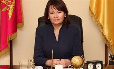 Розлучається з чоловіком депутатка від ОПЗЖ в Херсоні Альона Ротова: її підозрюють у державній зраді