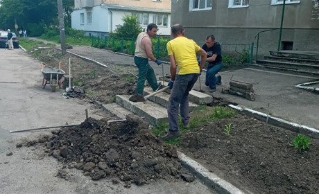 За благоустрій біля будинку дрогобичани мають сплатити 40% вартості: у міськраді затвердили програму