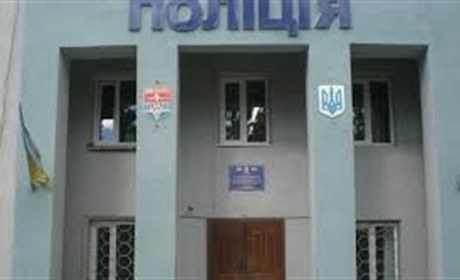 Напала на 70-річну бабусю