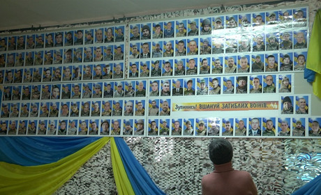 Спільна молитва і допомога: волонтери вшанували всіх, хто віддав життя за Україну