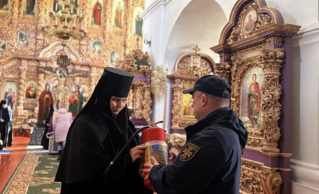 Великдень без ризиків: рятувальники перевіряють храми на Полтавщині