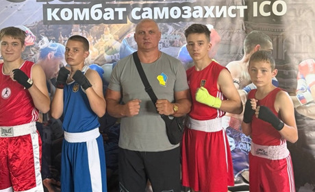 Бійці зі Звягеля здобули призи на Чемпіонаті України з бойових мистецтв: четверо потрапили у збірну