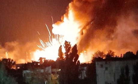 У Новій Каховці потужні вибухи