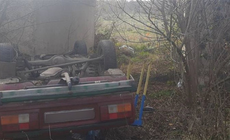 28 жовтня на Первомайщині відбулися дві аварії, одна з них смертельна: поліція розшукує свідків