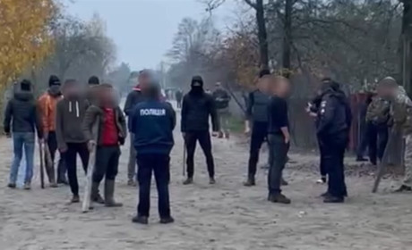 З металевими прутами й битами: розкрили деталі масової бійки на Дубровичині