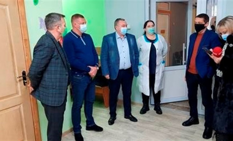 Віталій Калініченко подарував телевізор і безкоштовний запис у студії