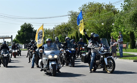 У Звягелі відбувся "Мотопробіг єдності полонених Маріупольського гарнізону"