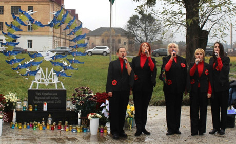 У серцях живих – 25 випускників Славутського професійного ліцею