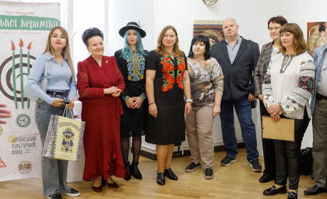У Вінницькому художньому музеї стартувала виставка арт-резиденції "Три площини Барської кераміки"